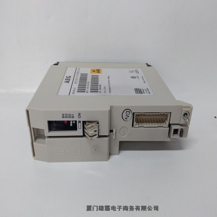 SCHNEIDER  140CPU41100  模擬量輸出模塊PLC備品備件