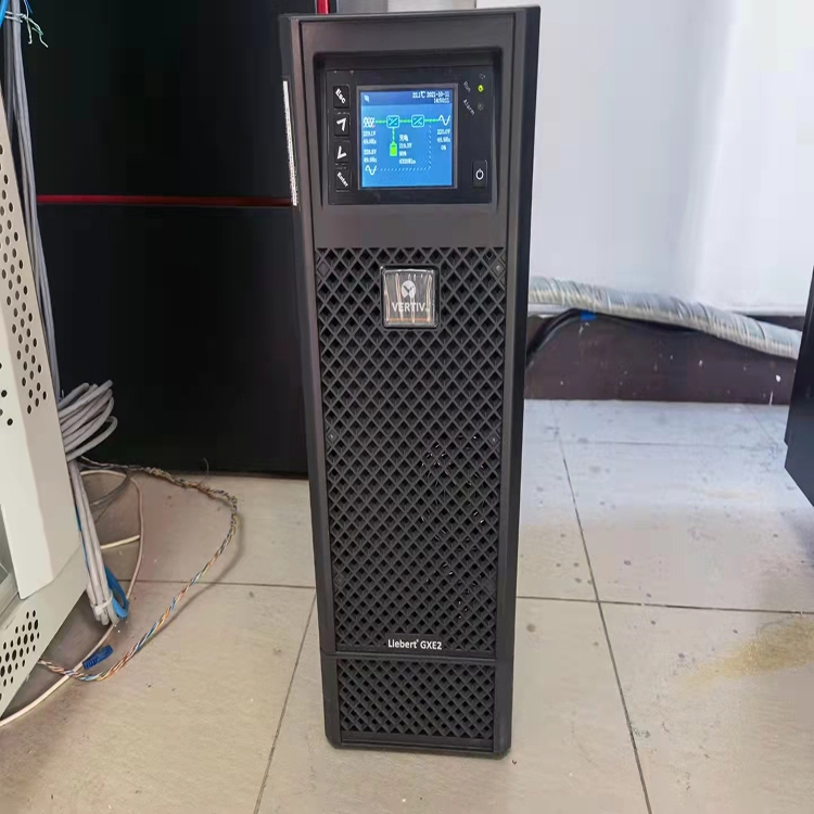 维谛  GXE03K00TL1101C00UPS电源 3KVA/2400W 外接电池 长效机