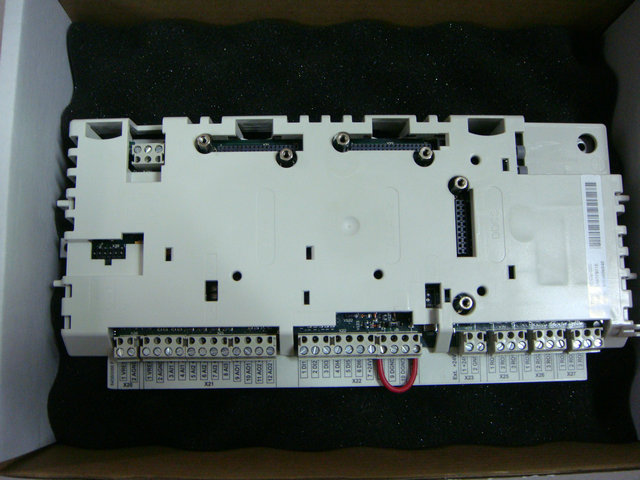 ABB变频器备件控制板RDCU-02C/RDCU-12C