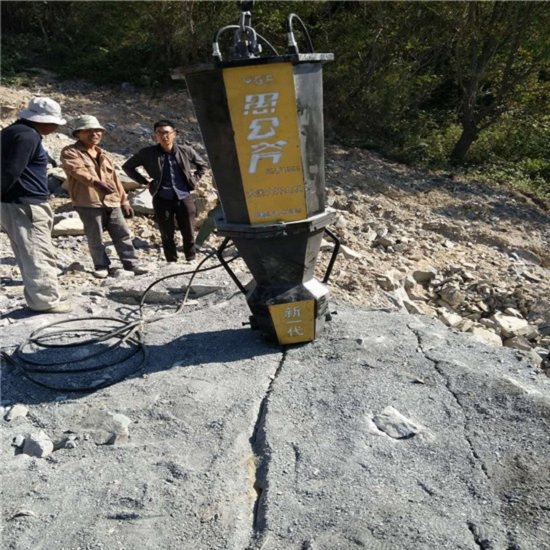 濟寧花崗巖開采太硬用什么機器破碎一套多少錢