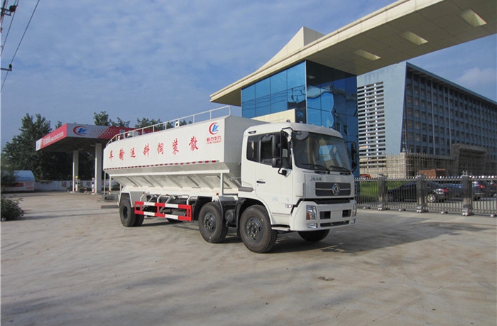 邯鄲市東風(fēng)天錦小三軸30方散裝飼料車報(bào)價(jià)