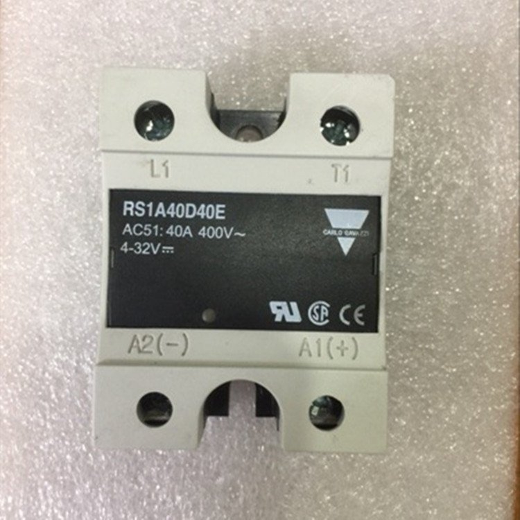 瑞士佳樂Carlo gavazzi RS1A40D40E固態(tài)繼電器