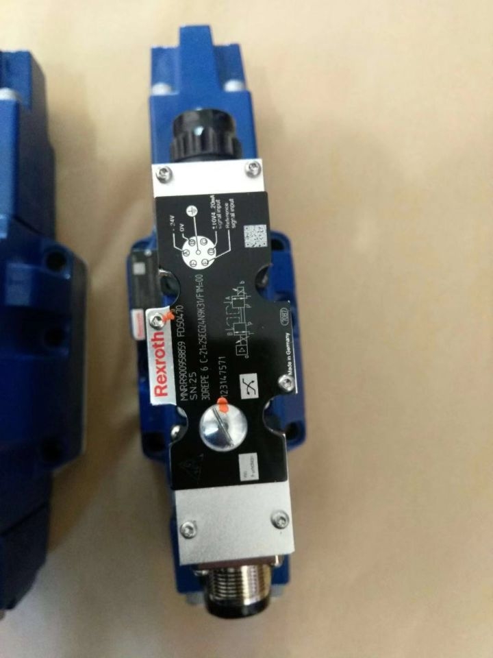 Rexroth M-3SED6UK1X350CG110N9K4