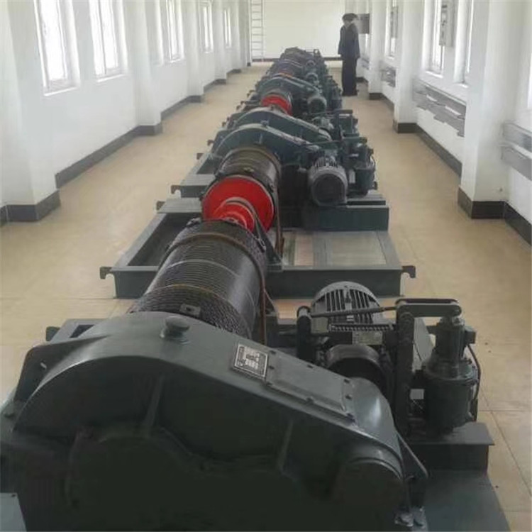 QPQ卷揚(yáng)式啟閉機(jī)