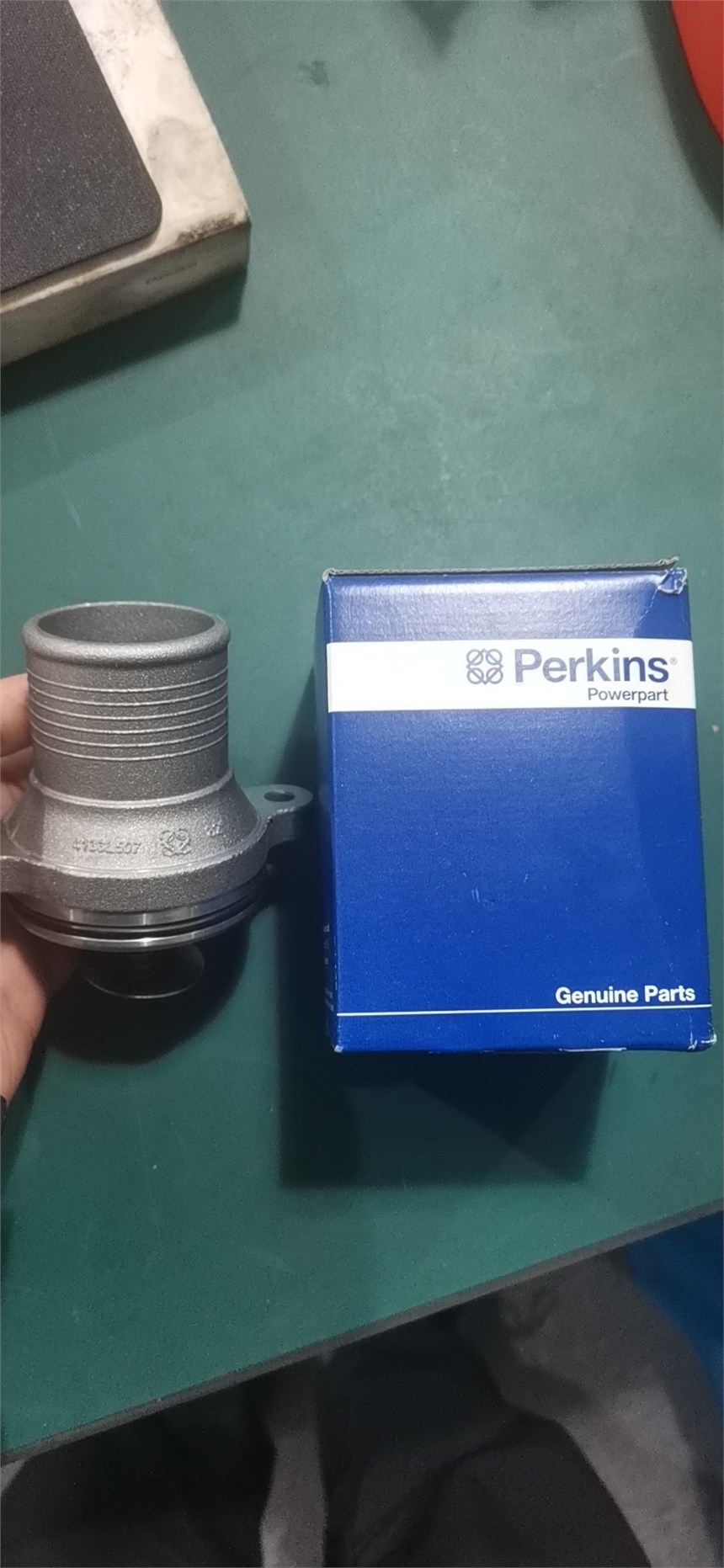 重慶珀金斯Perkins1104系列節(jié)溫器