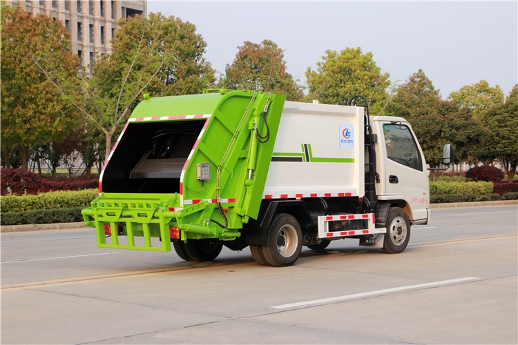 登封压缩垃圾车哪里有卖_登封压缩垃圾车现车_压缩垃圾车厂家