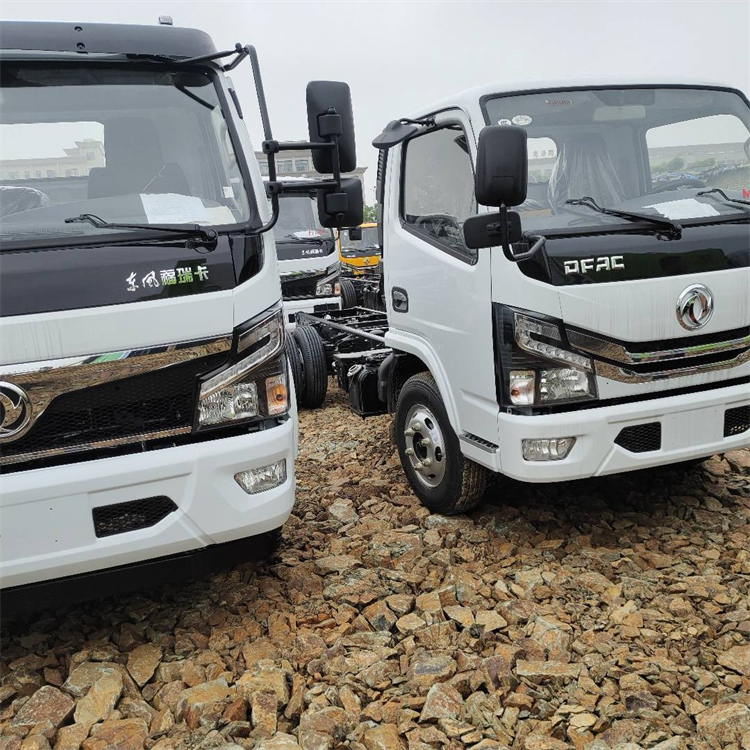 濮陽(yáng)救護(hù)車(chē)4S店 福田G7定金發(fā)車(chē)