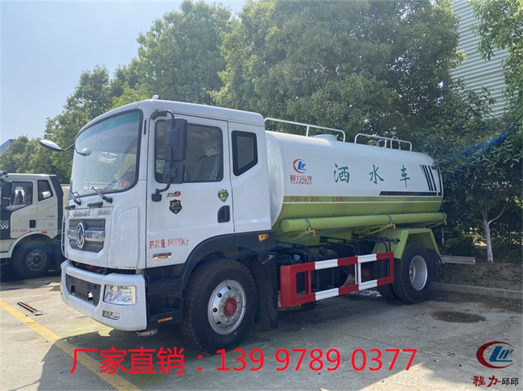 徐州道路養(yǎng)護(hù)灑水車 12噸灑水車