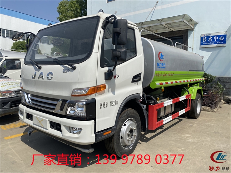 惠州5噸二手灑水車 道路養(yǎng)護(hù)灑水車