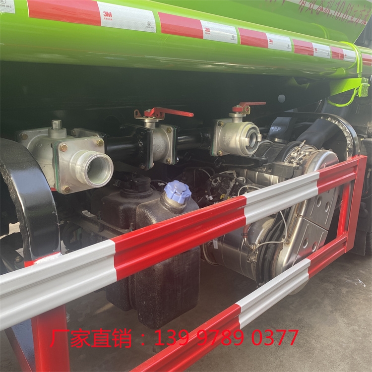 毕节东风新款D9/12吨绿化洒水车 东风12吨洒水车