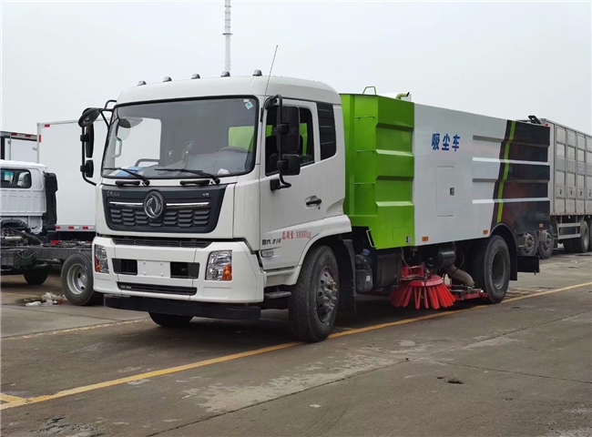 天錦8噸真空吸式掃路車(chē)銷(xiāo)售電話(huà)