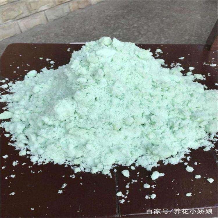 五硫酸亚铁 硫酸亚铁一吨多少钱 荣茂