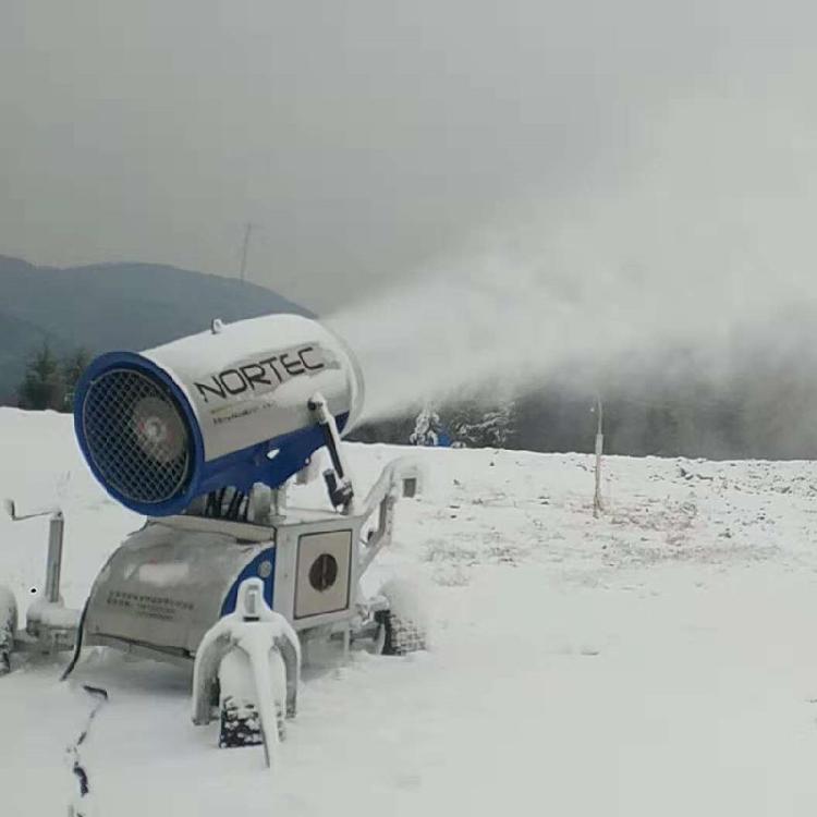  诺泰克设备国产小型全自动人工滑雪场造雪机