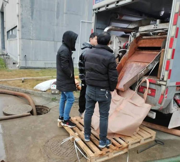 丽水市工业污水池清理污泥池干湿分离淤泥净化处理【有限空间作业】