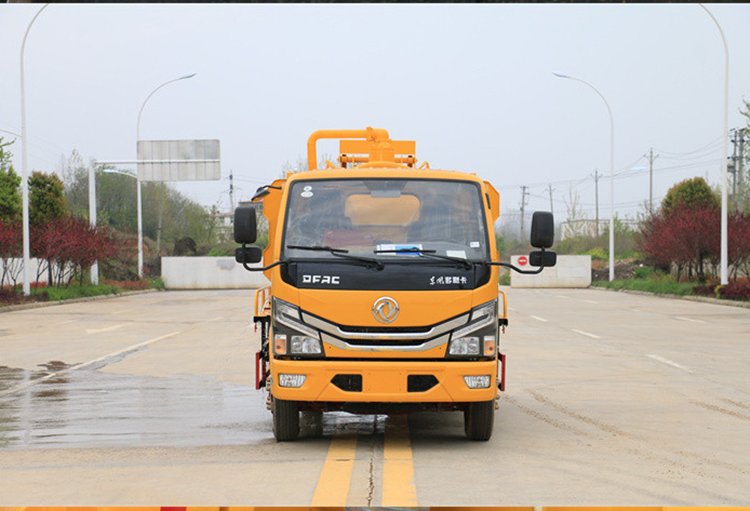 東風(fēng)小多利卡國六清洗吸污車高效率低故障率