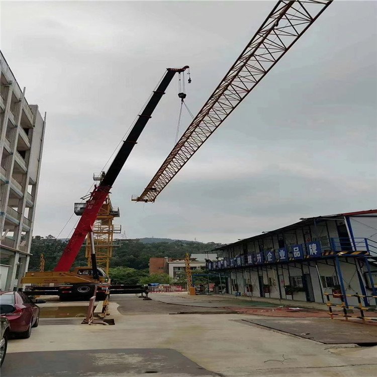  力勃福田区华强北吊车出租福田区高空吊装大型设备搬运