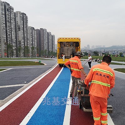 巴南学校划线道路画热熔线施工公司重庆标线队伍