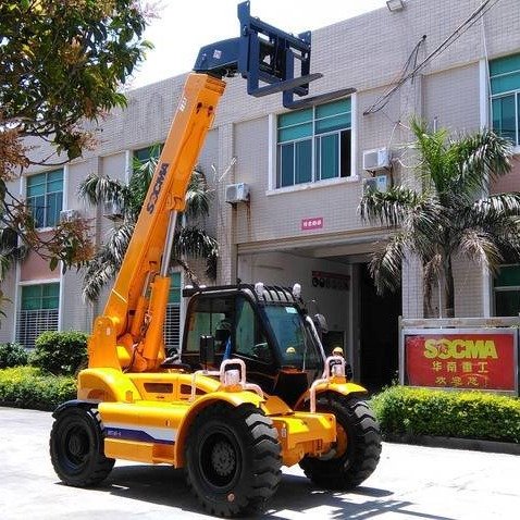 4噸伸縮臂叉車越野叉裝車高空作業(yè)農場牧場草捆裝卸