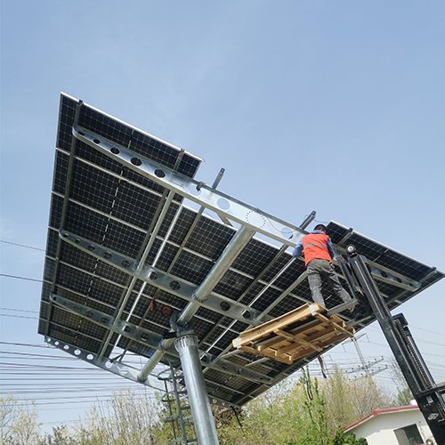 光伏自動(dòng)追蹤支架跟蹤太陽(yáng)軌跡大型光伏電站使用碩標(biāo)新能源