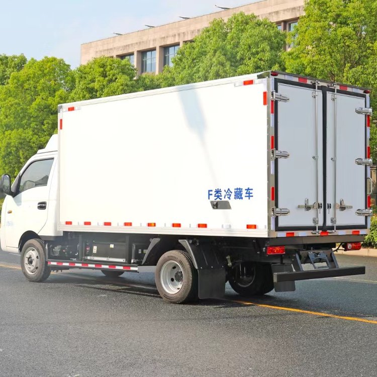 小型冷藏車江鈴順達(dá)冷凍肉鉤車剎車自動調(diào)整臂
