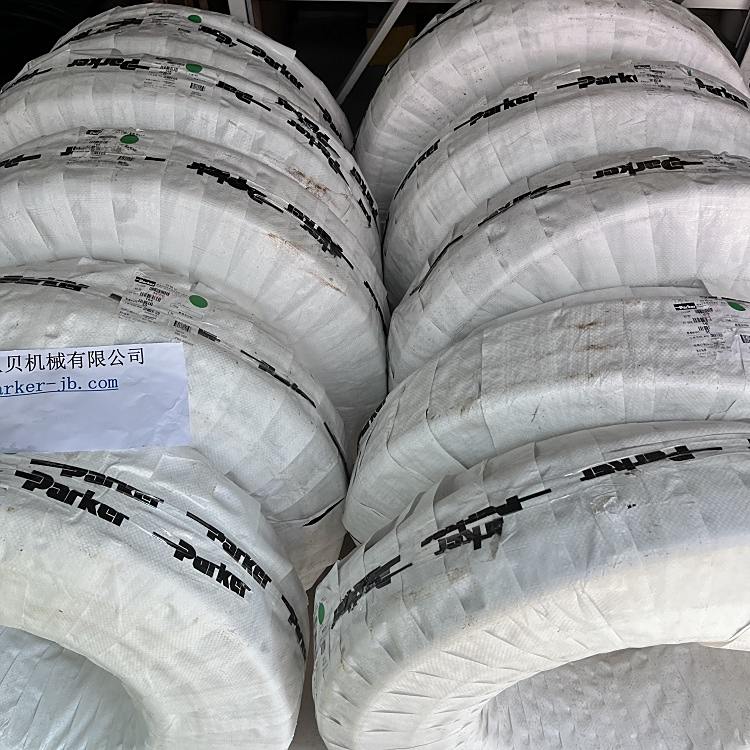 481系列PARKER派克軟管一層鋼絲編織結(jié)構(gòu)緊湊型結(jié)構(gòu)便于布管安裝