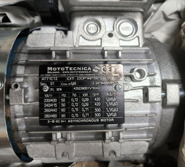 意大利原装进口mototecnica电机AT71C12\/B14DC24VUL优势供应