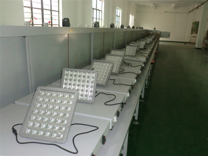 供应新型LED路灯 热销LED路灯 专业厂家定做LED路灯 led