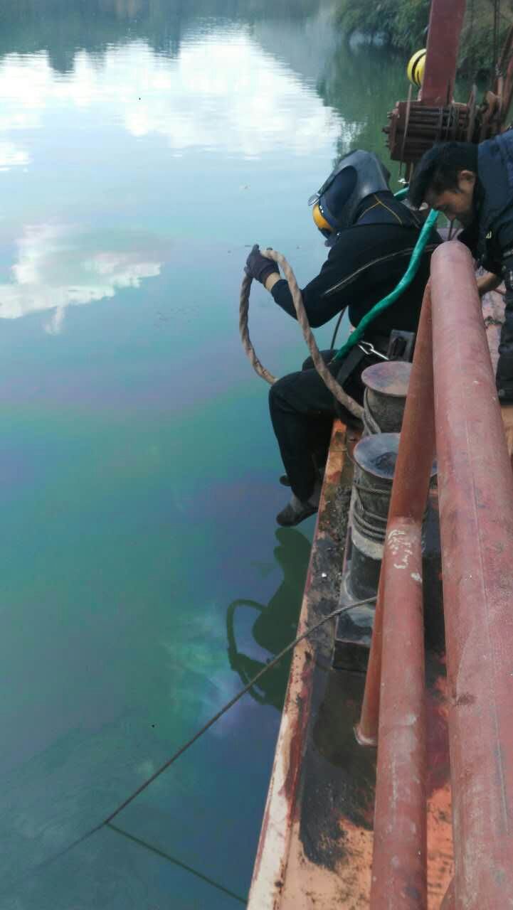 湖北武汉专业水下打捞公司【水下工程】