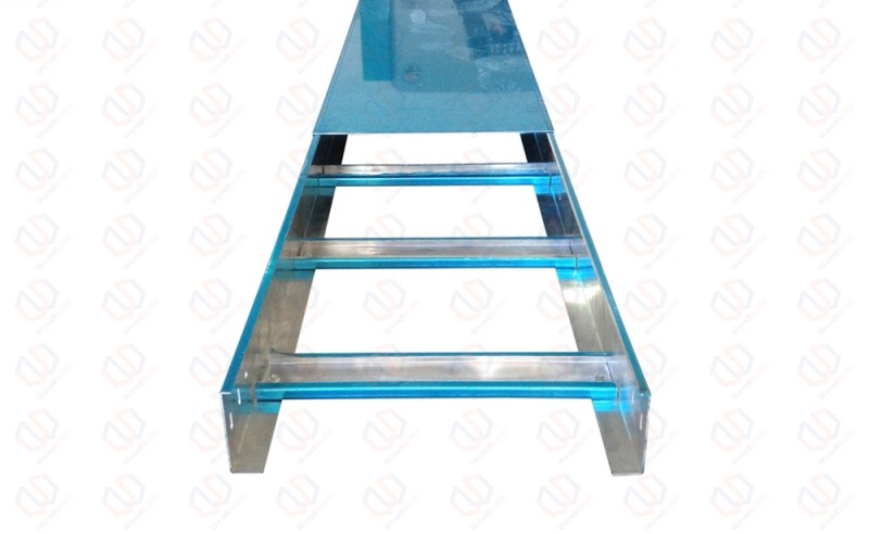 Tongyi Brand Galvanized Ladder - Type Cable Tray pictures & photos