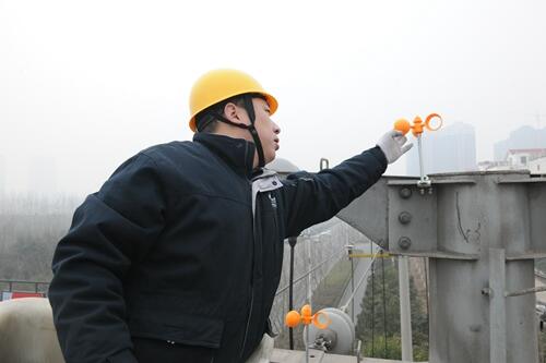 供应 博铭达 电力线路驱鸟器 风力反光驱鸟风车