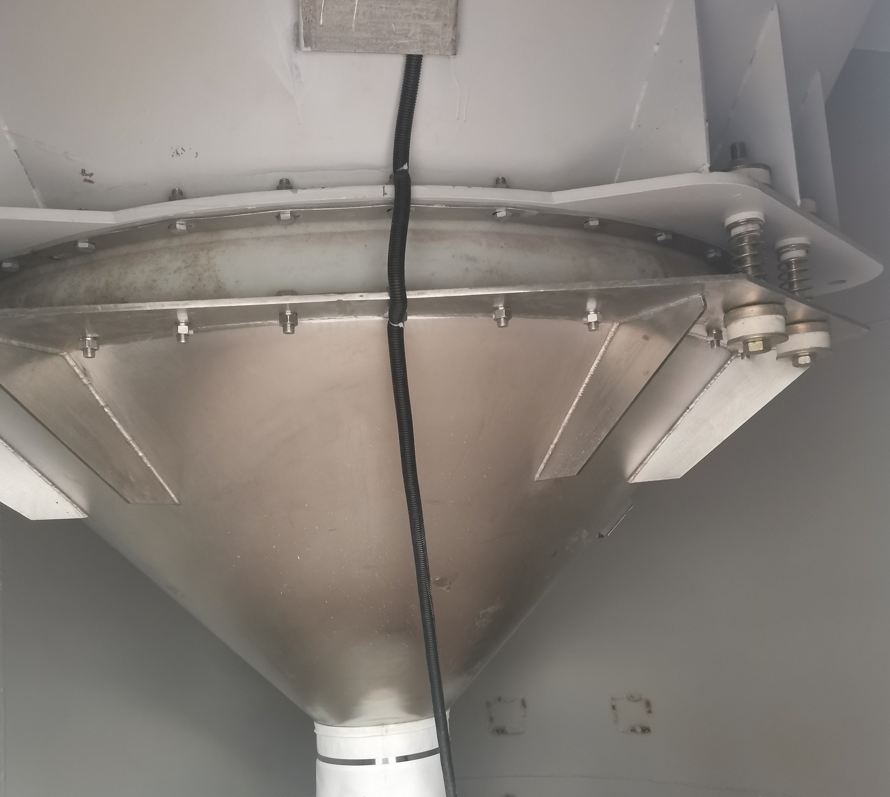 Mechstar BA series inertial vibration feed hopper pictures & photos