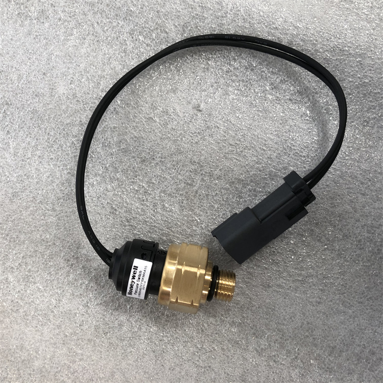 特雷克斯TR70矿山车压力开关4924925 康明斯4358900