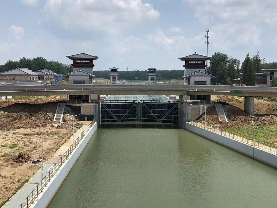 启闭机闸门手电两用螺杆式水渠闸门钢制拍门侧摇一体式铸铁闸门