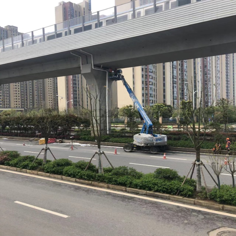 武漢高空車出租、升降車出租、路燈車出租、車況精品，日租包月均可