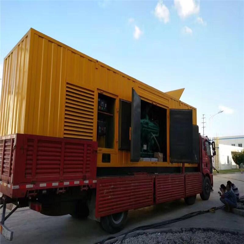 100KW应急电源车省油助力环保节能出行