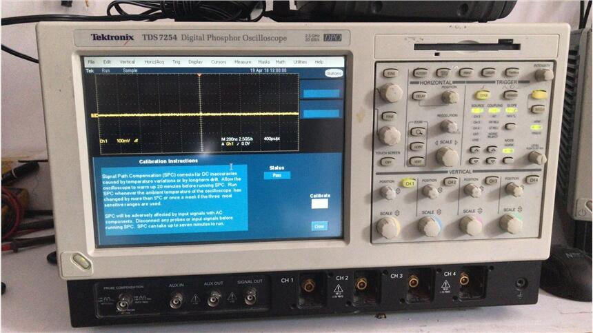 回收Tektronix泰克TDS7254 数字荧光示波器 