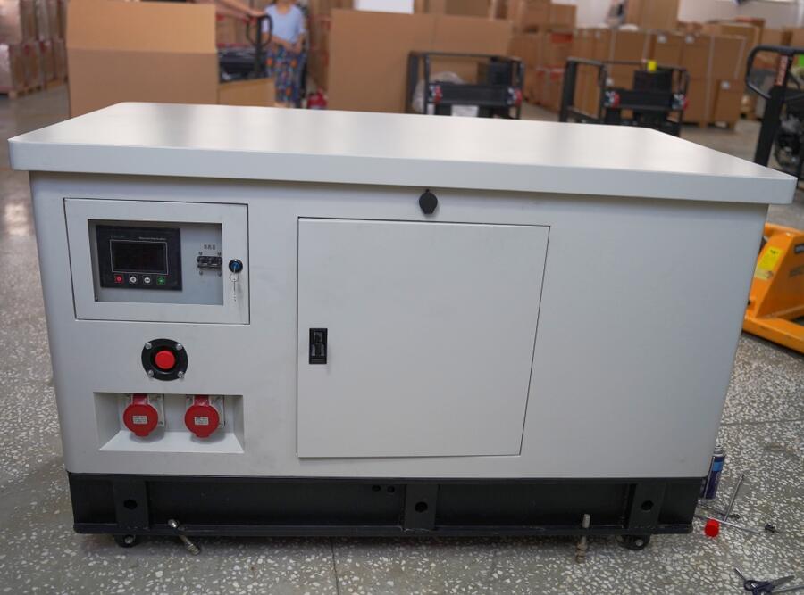 20KW Water-cooled silent gasoline generator 18KW silent gasoline generator pictures & photos