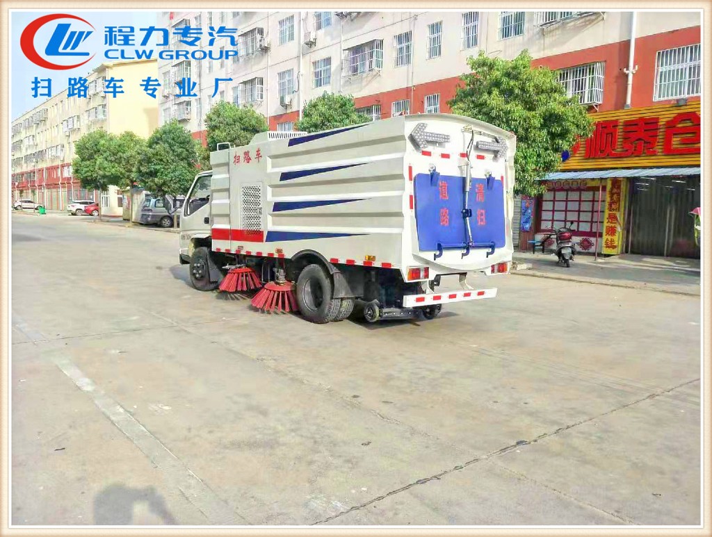 陕汽全吸式扫路车销售点