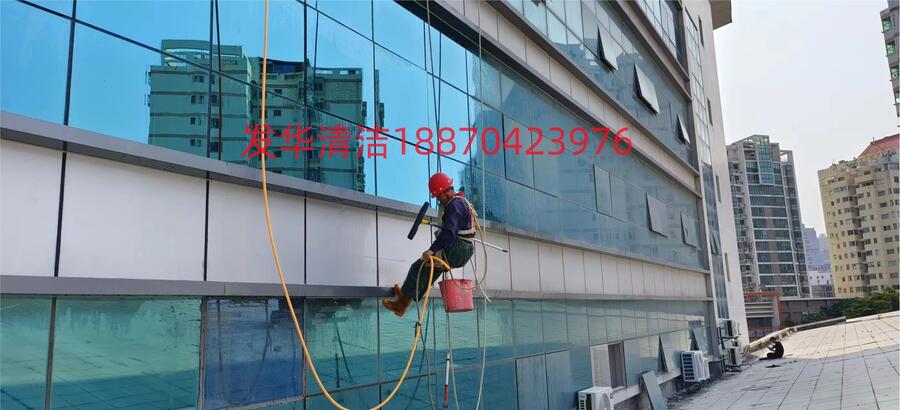 福建漳州市夜景灯安装施工团队联系方式蜘蛛人高空作业外墙空鼓敲掉