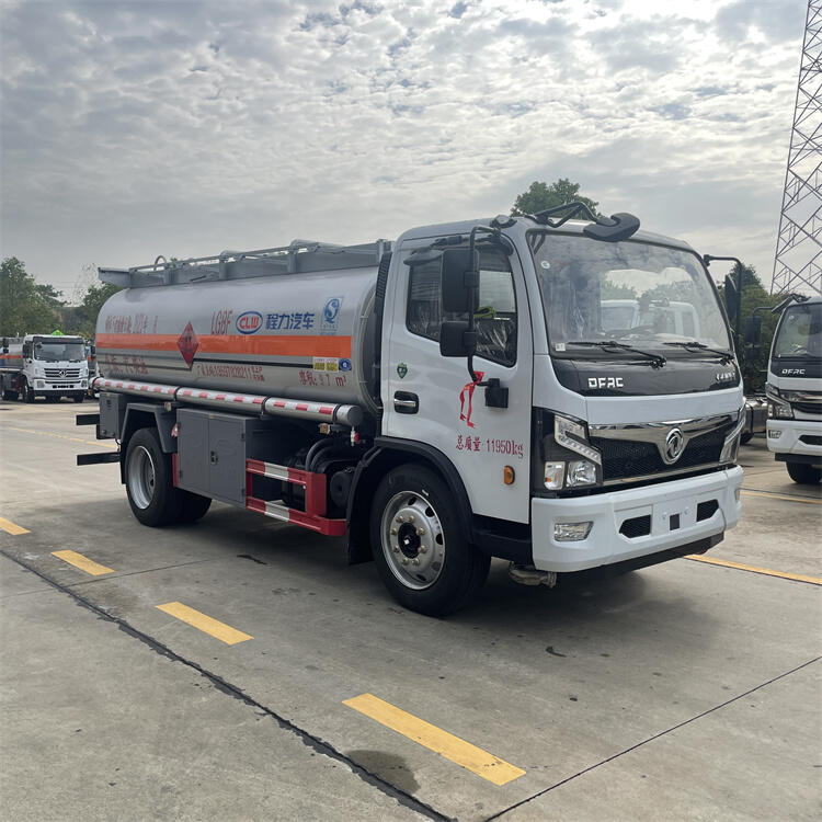 重汽加油車全國包上戶  汽柴油運輸車