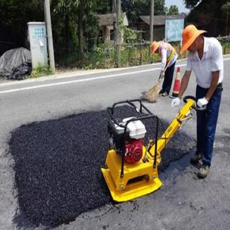 北京沥青改性冷补混合料价格-道路抢修料 