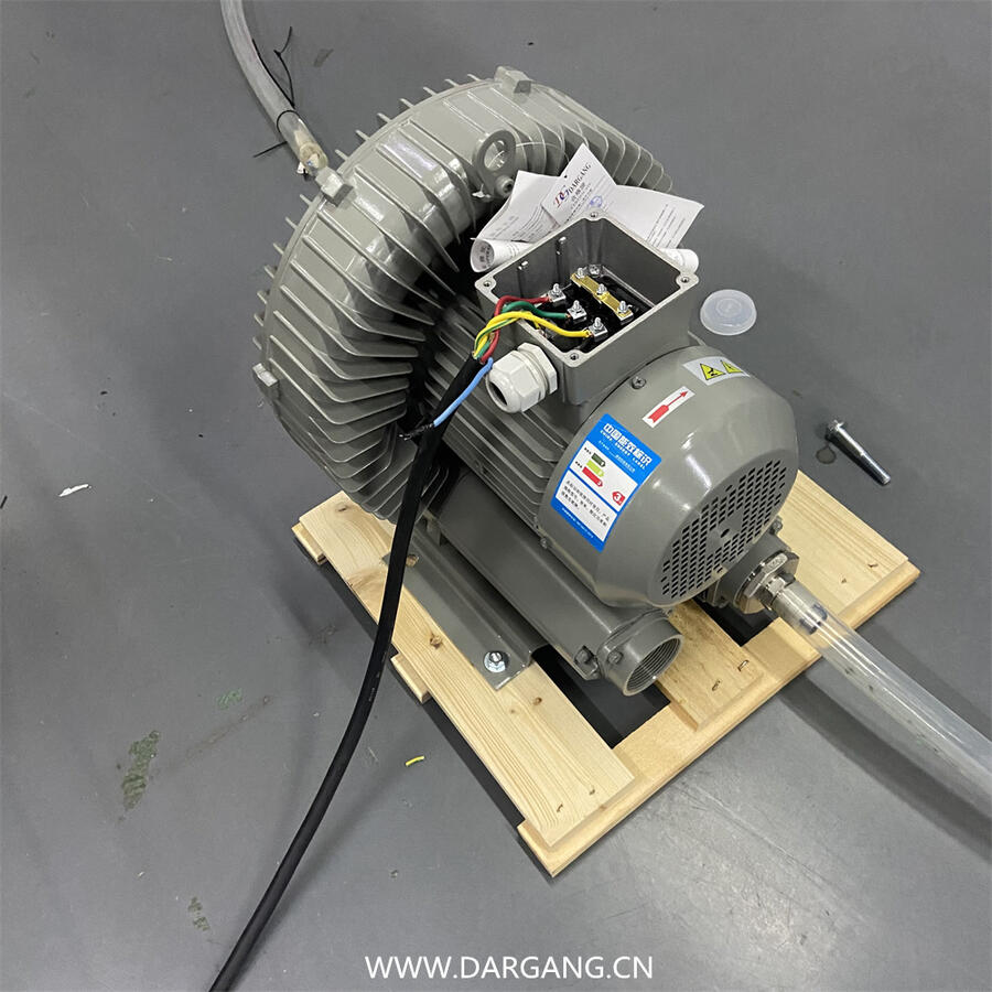 糖果夾芯機(jī)組配套DG-940-38達(dá)綱風(fēng)機(jī)