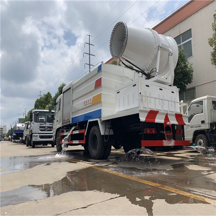 豐臺道路綠化抑塵噴灑車可上藍牌