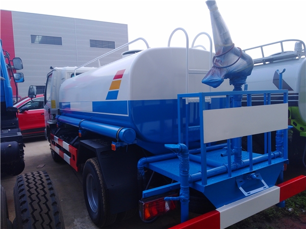纯电动洒水车_天锦洒水车价格多少_新能源新能源洒水车价格多少