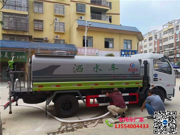纯电动洒水车_环卫洒水车经销点在哪_新能源5吨洒水车经销点在哪