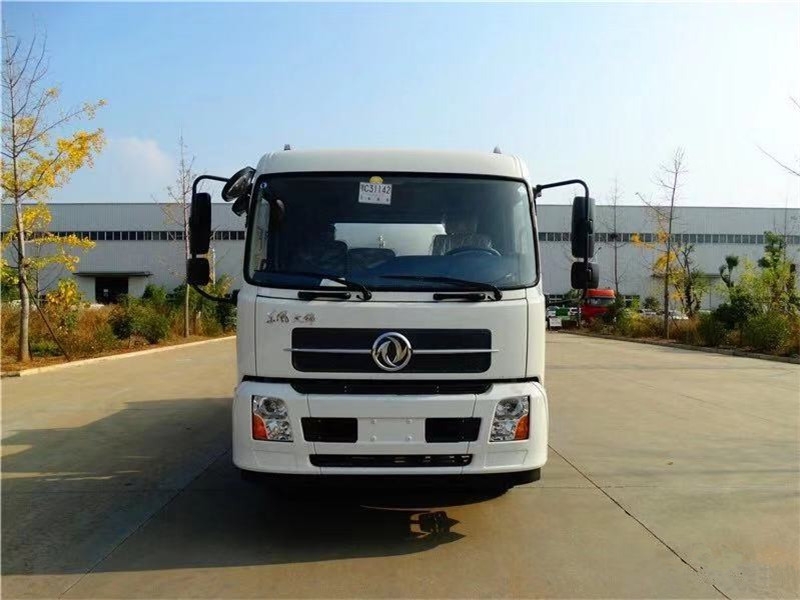 藍(lán)牌餐廚收集車(chē)_餐廚垃圾車(chē)有哪些型號(hào) _小型餐廚垃圾車(chē)轉(zhuǎn)彎半徑