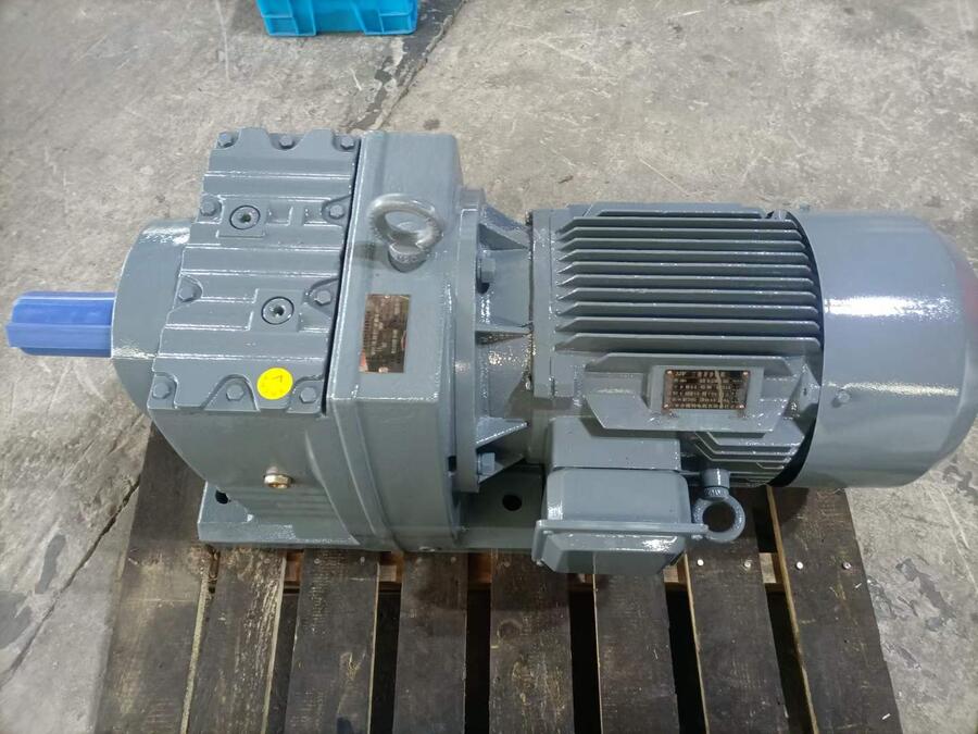 FA107DRS180L4ӲWPDS70-40-B-0.75KW