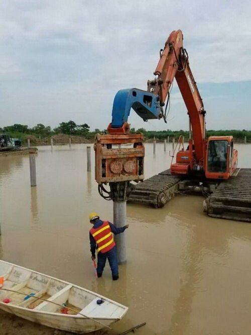 水上挖掘机出租租赁湿地挖掘机出租租赁全国应用广泛